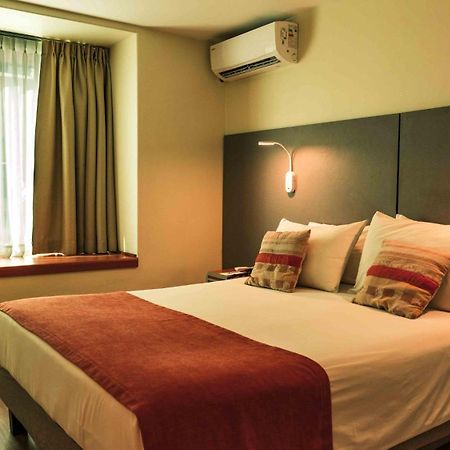 Hotel Eurotel El Bosque Сантьяго Экстерьер фото